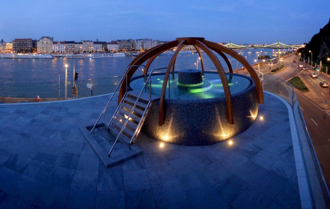 Luxe, Historic Home Downtown Landmarks 19 Century Budapest Exterior foto